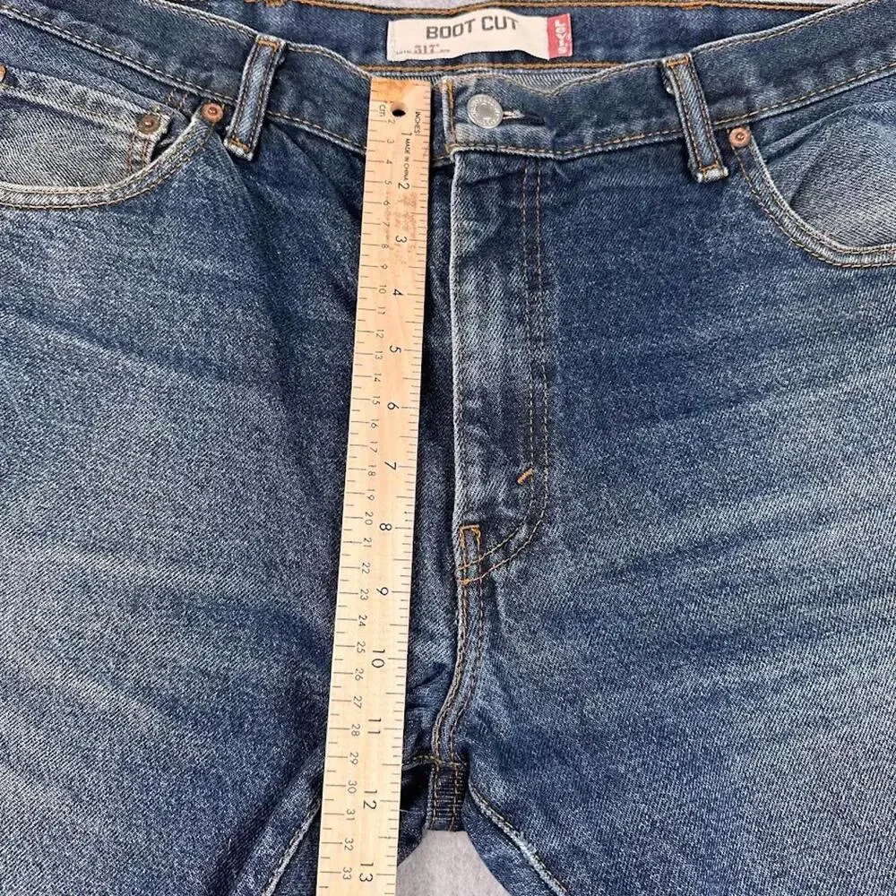 Vintage Levi 517 Jeans Boot Cut Mens 36x30 Y2K Blue Faded Western Rodeo 90s 2000